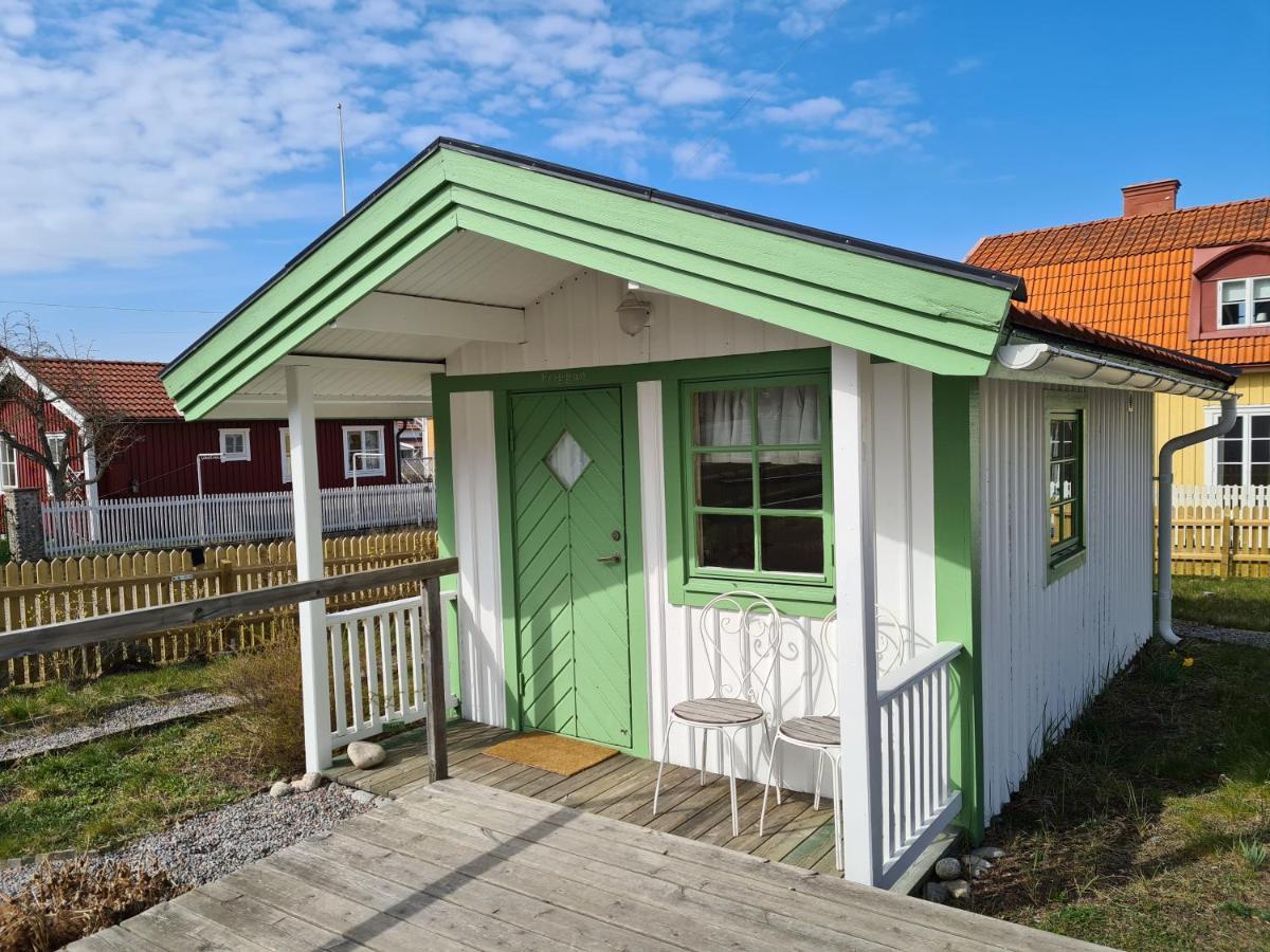 Missionshuset Bed & Breakfast Sandhamn Eksteriør billede