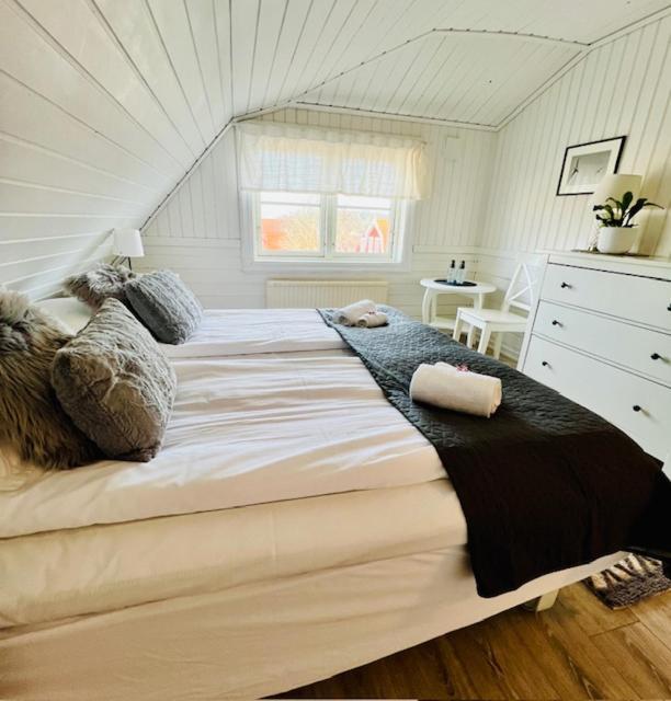 Missionshuset Bed & Breakfast Sandhamn Eksteriør billede